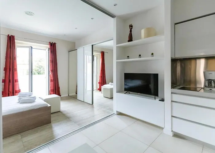 Luxury 4 Star Apartment In The Old Town Zadar
