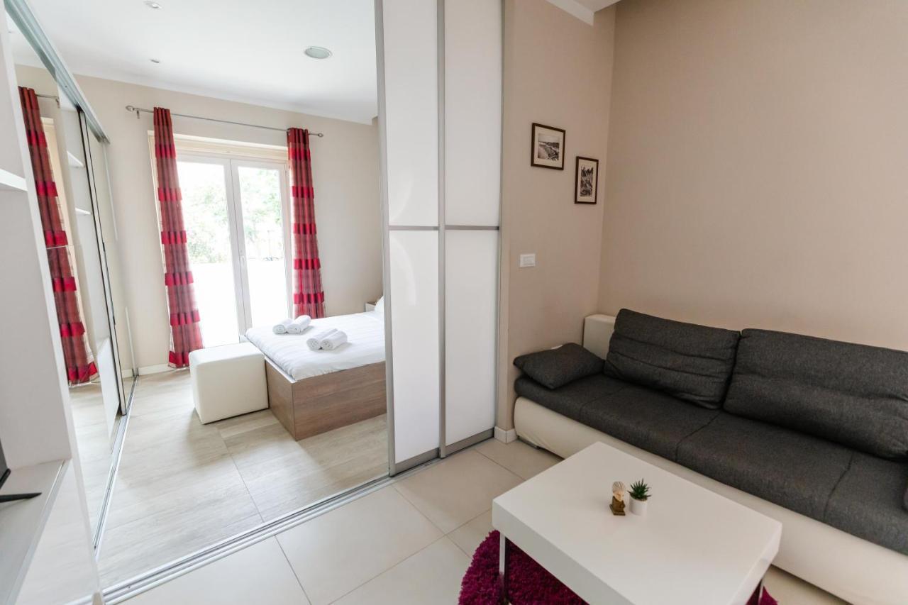 Luxury 4 Star In The Old Town Apartment *